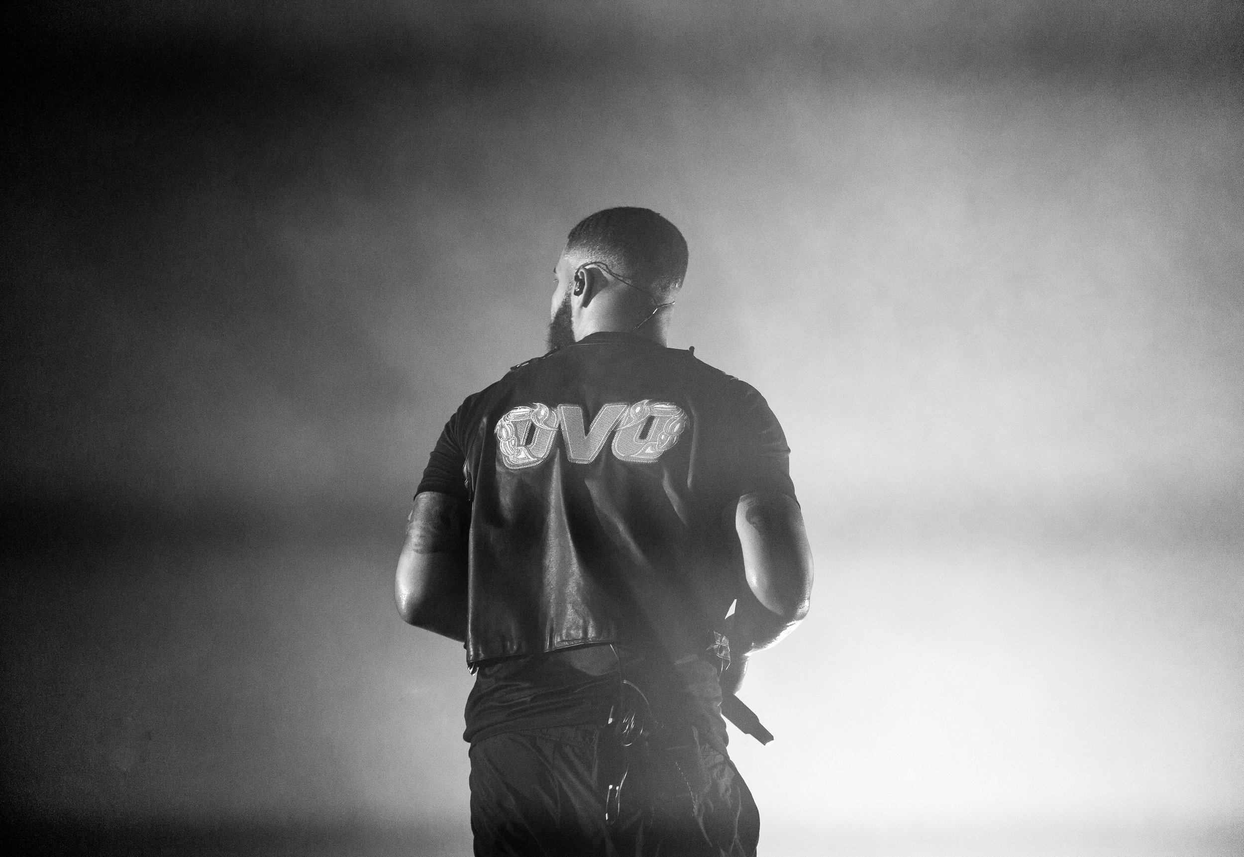 Drake Tour 4..jpg